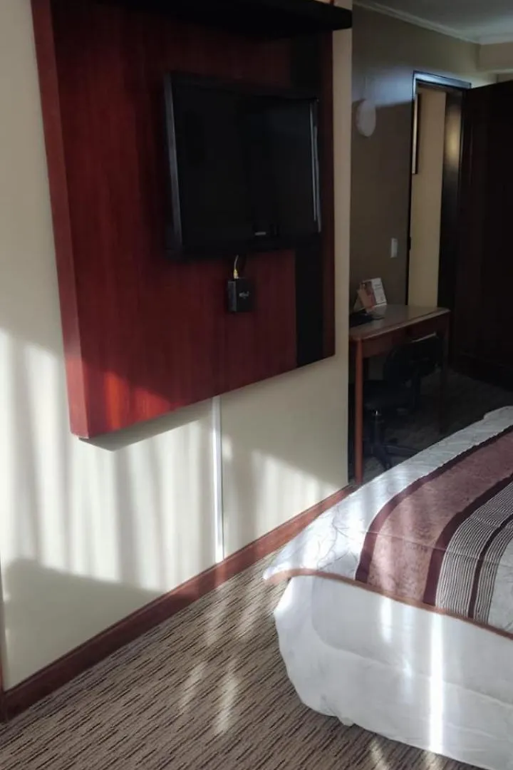 Confortable Apartamento En Inaquito 0*, Quito